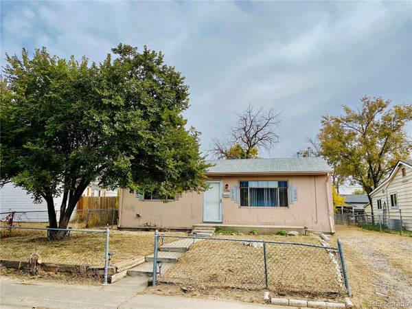 7760 Ladore ST, Commerce City, CO 80022