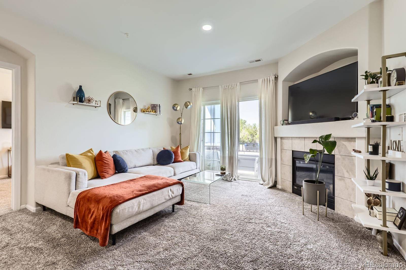 5255 Memphis ST #311, Denver, CO 80239