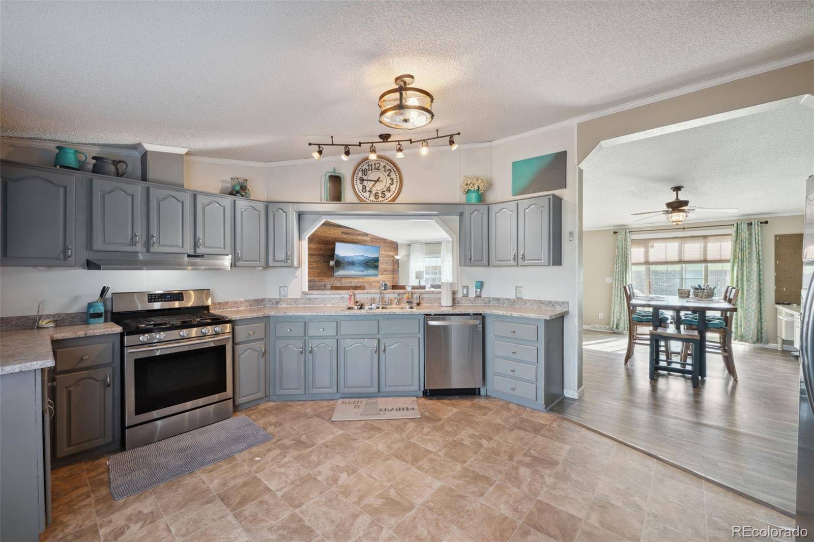Peyton, CO 80831,5664 Southfork DR