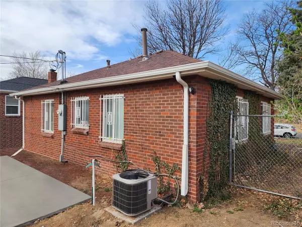 Denver, CO 80220,1558 Spruce ST