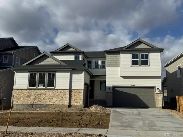 9329 Russell CIR, Arvada, CO 80007