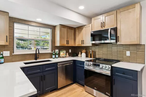Centennial, CO 80112,6330 E Irwin PL