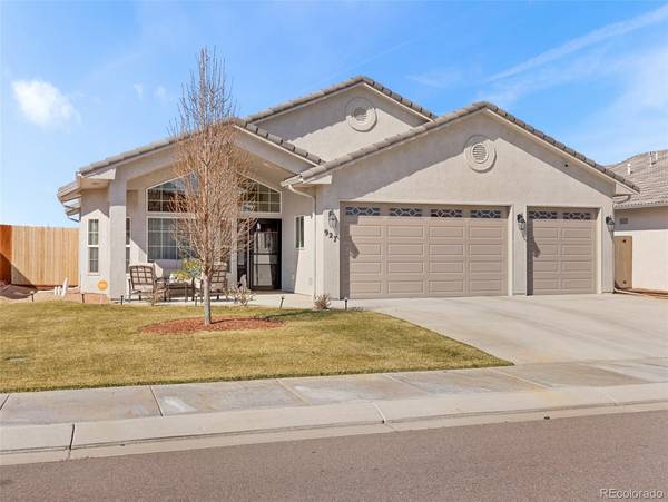 Pueblo, CO 81005,927 Plumcrest DR