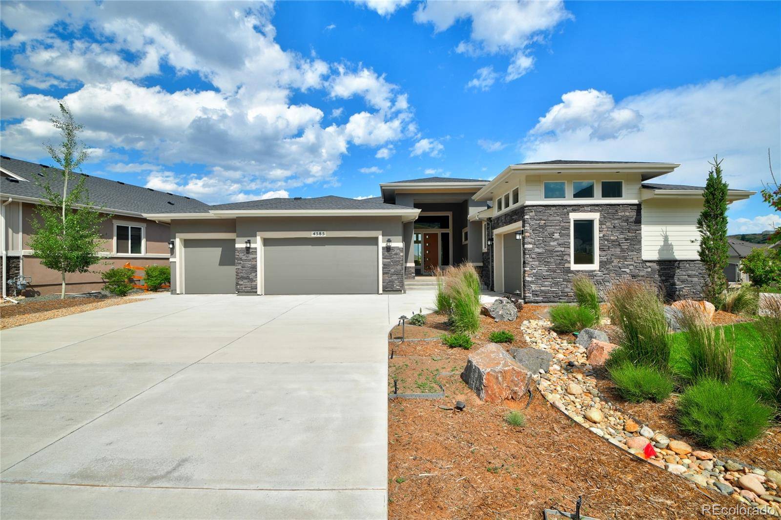 Monument, CO 80132,4585 Mesa Top DR