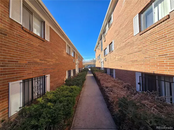 Aurora, CO 80010,1995 Akron ST