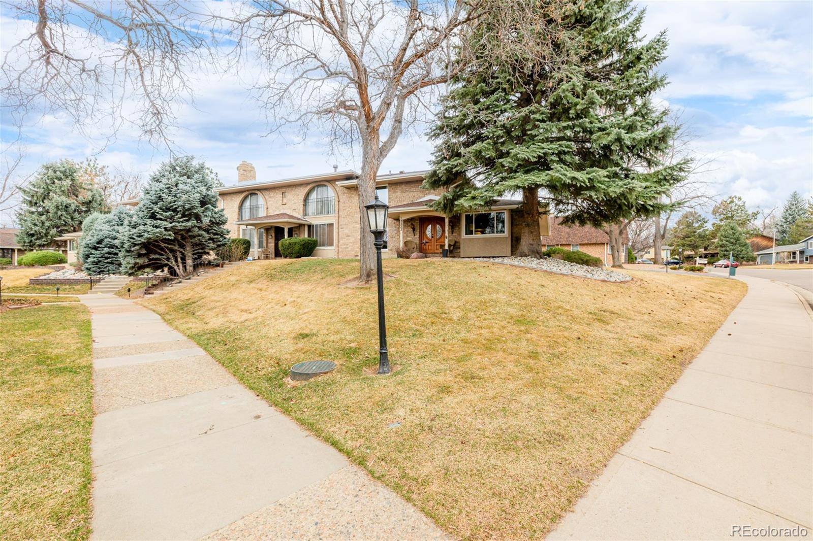 Denver, CO 80224,3222 S Oneida WAY