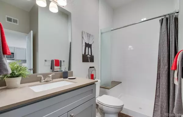 Denver, CO 80209,300 S Logan ST #210