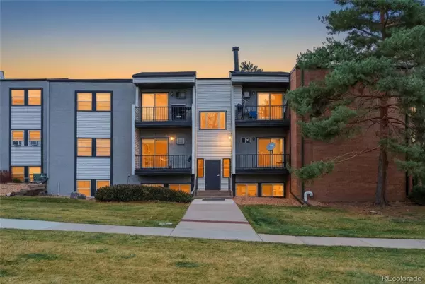 1300 Golden CIR #102, Golden, CO 80401