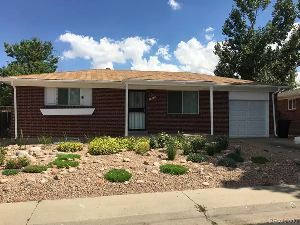 5462 Tucson ST, Denver, CO 80239