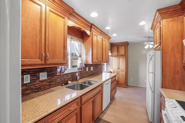 Colorado Springs, CO 80909,1210 Holmes DR