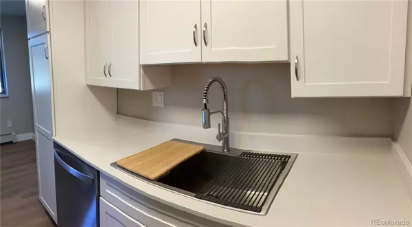 Lakewood, CO 80215,633 Oak ST #4
