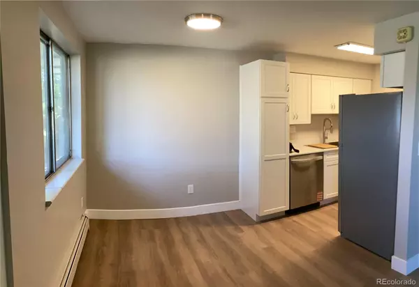 Lakewood, CO 80215,633 Oak ST #4