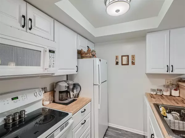 Aurora, CO 80017,16001 E Alaska PL #5