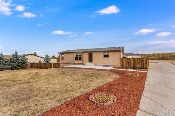 7892 Beverly BLVD, Castle Pines, CO 80108