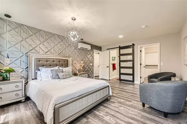 Broomfield, CO 80020,21 DOUGLAS DR