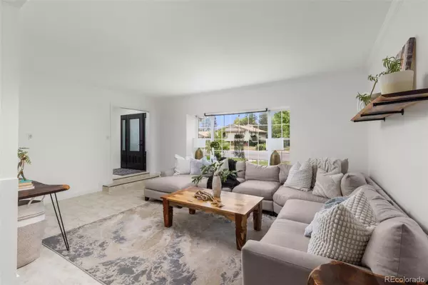Littleton, CO 80128,5584 W Rowland PL