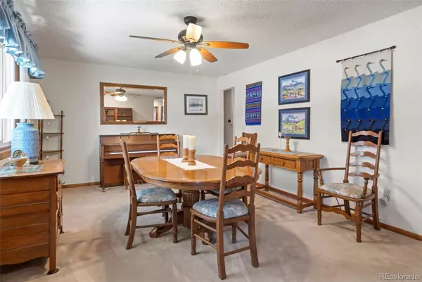 Arvada, CO 80005,8262 flower ct