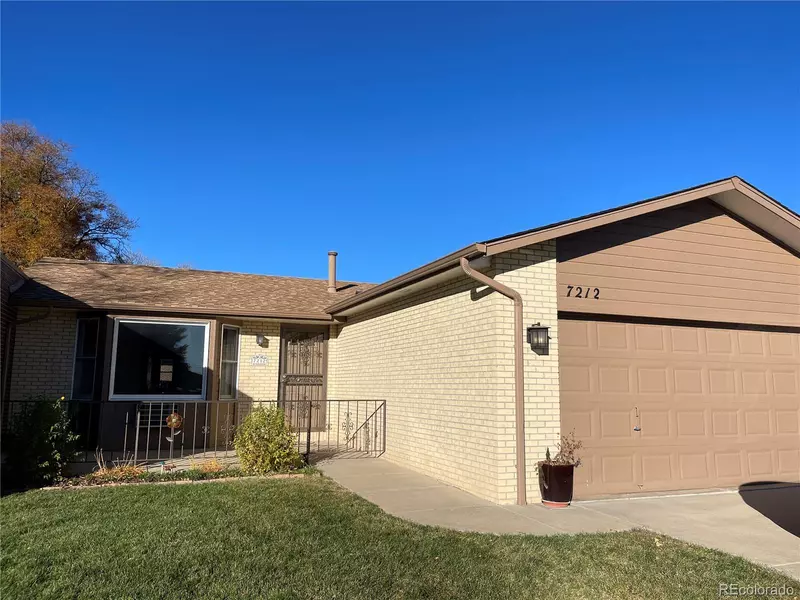 7212 W Maple DR, Lakewood, CO 80226