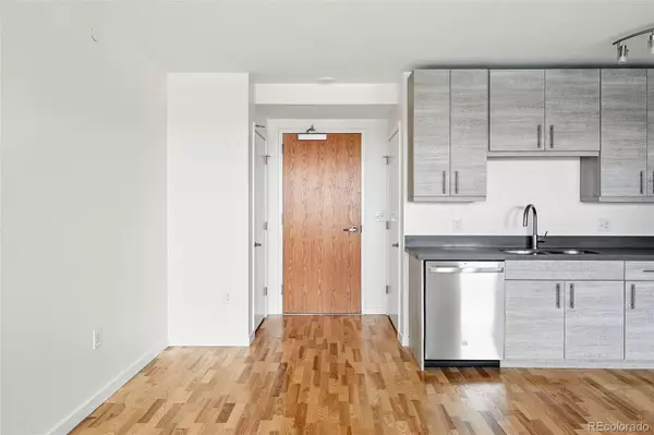 Denver, CO 80221,2835 W Parkside PL #305