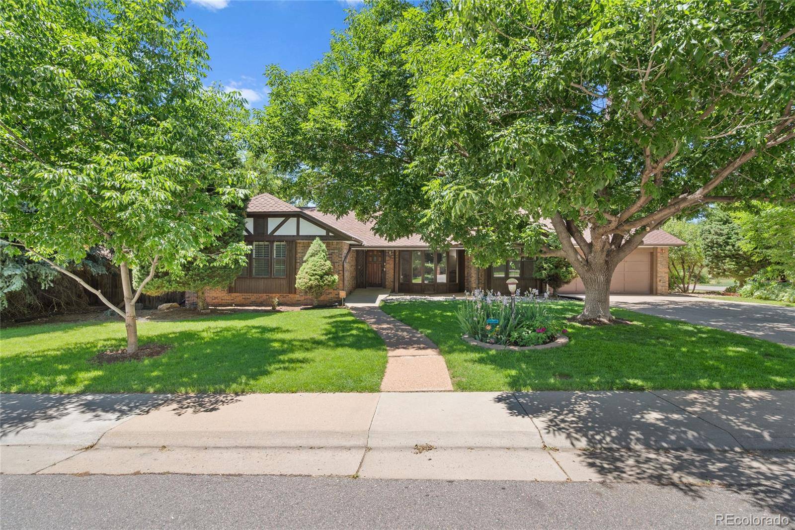 2607 S Eudora PL, Denver, CO 80222