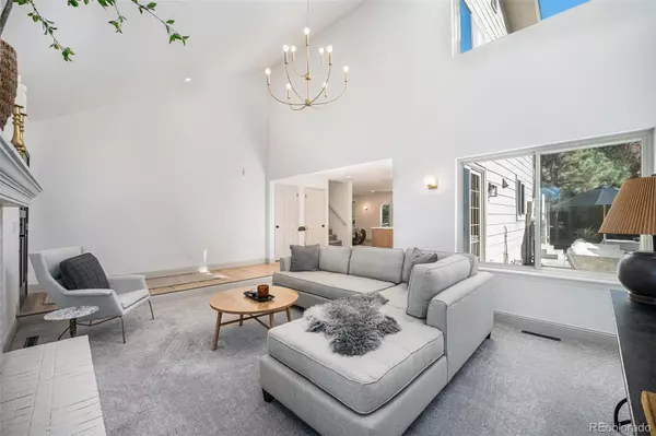 Centennial, CO 80112,7655 S Olive CIR