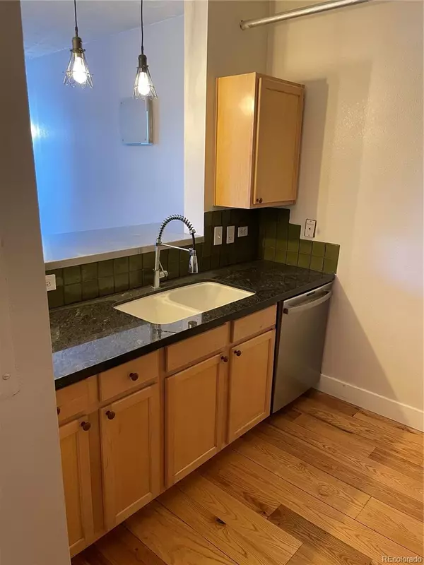 Denver, CO 80202,444 17th ST #304