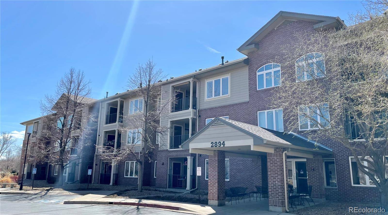 Littleton, CO 80123,2894 W Riverwalk CIR #B110