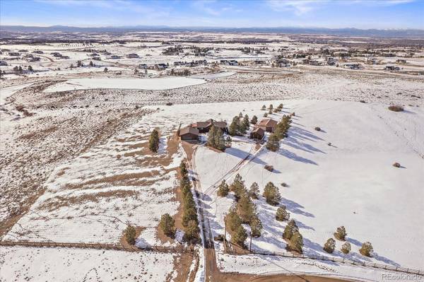 8271 Vinegarroon RD, Parker, CO 80138