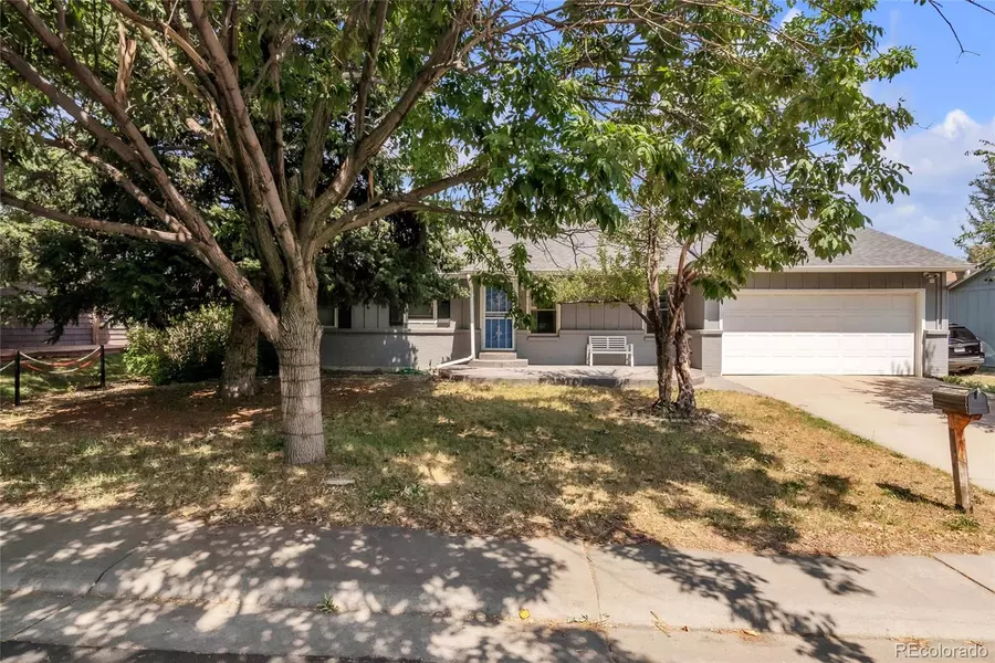 15043 E Idaho PL, Aurora, CO 80012