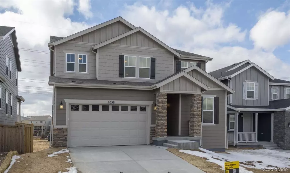 2058 Peachleaf LOOP, Castle Rock, CO 80108