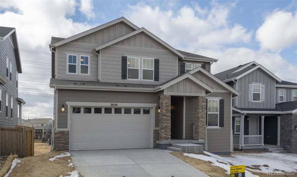 2058 Peachleaf LOOP, Castle Rock, CO 80108