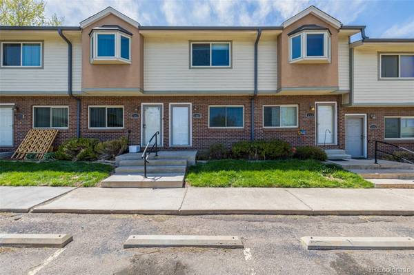 6922 W 48th AVE, Wheat Ridge, CO 80033