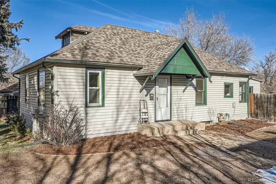 5538 S Foresthill ST, Littleton, CO 80120