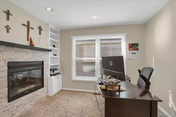 Highlands Ranch, CO 80130,8986 Greenspointe LN