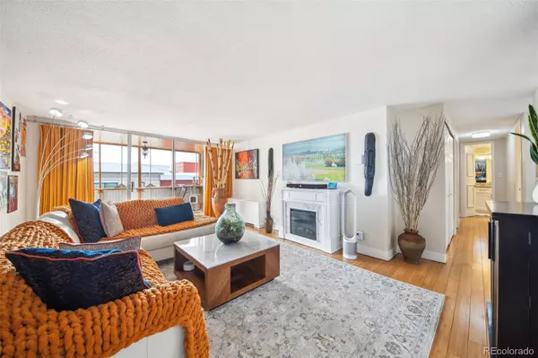 1155 N Ash ST #806, Denver, CO 80220