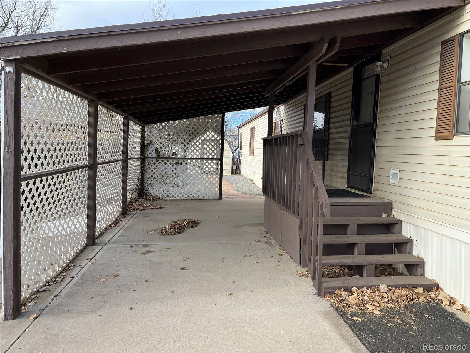 Lochbuie, CO 80603,1009 Lilac DR