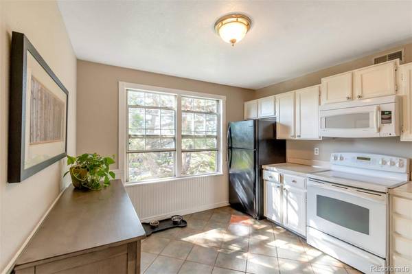 965 S Miller ST #202, Lakewood, CO 80226