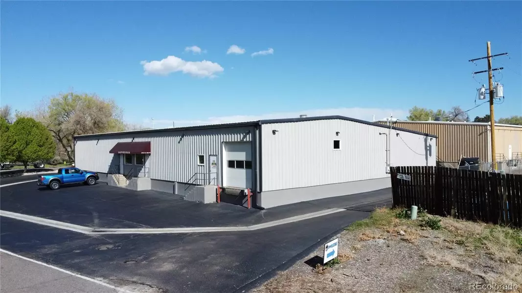 6701 W 58th PL, Arvada, CO 80003