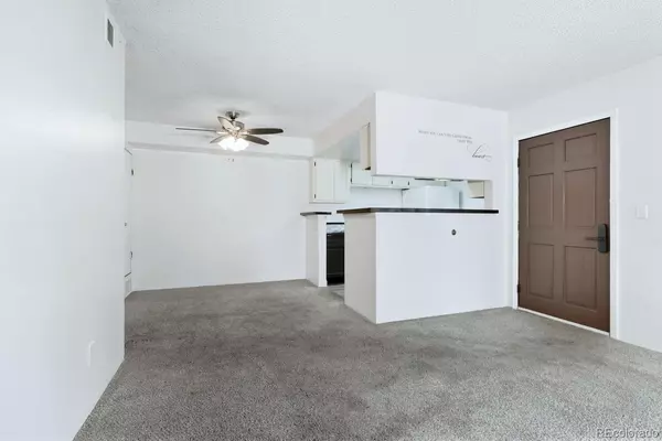 Aurora, CO 80014,13221 E Asbury DR #101