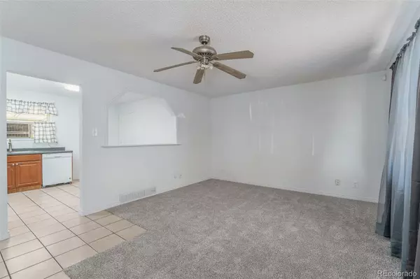 Denver, CO 80239,5549 Carson