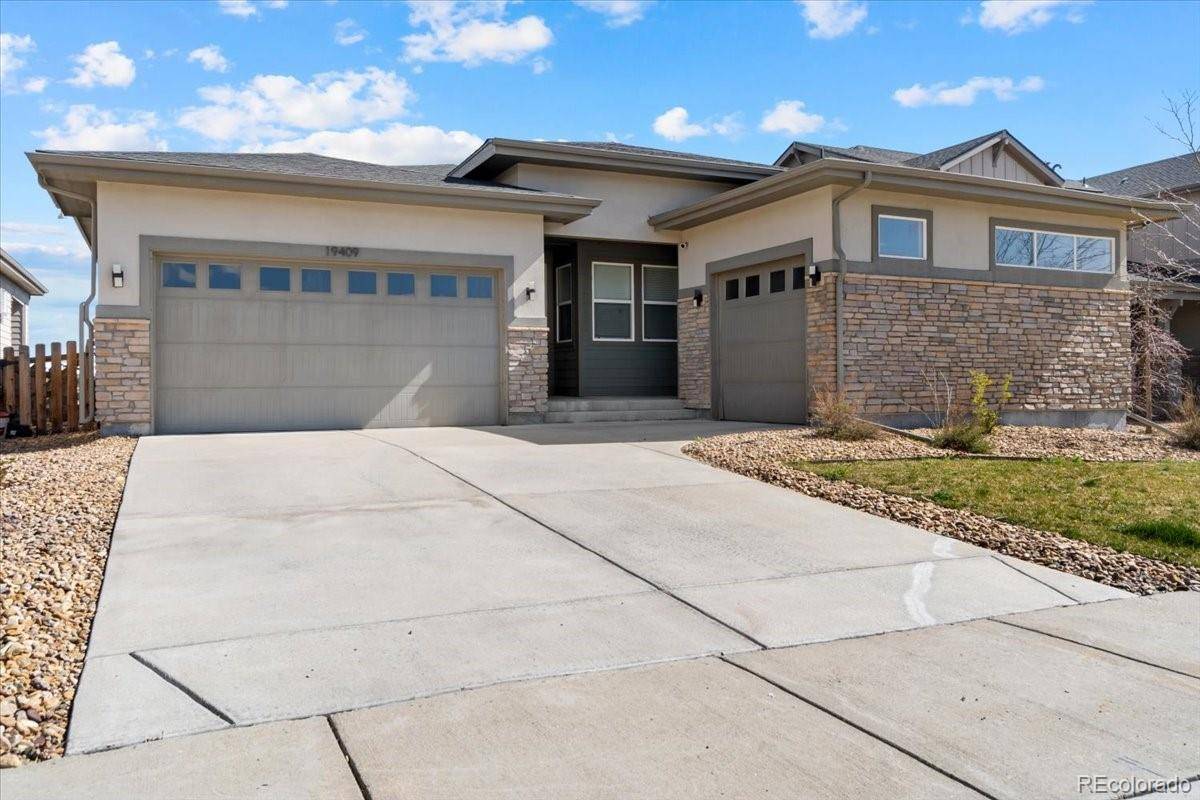 19409 W 88th DR, Arvada, CO 80007