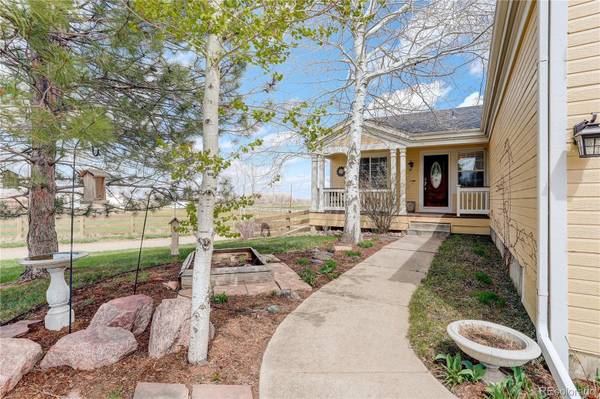 Erie, CO 80516,77 Risse CT