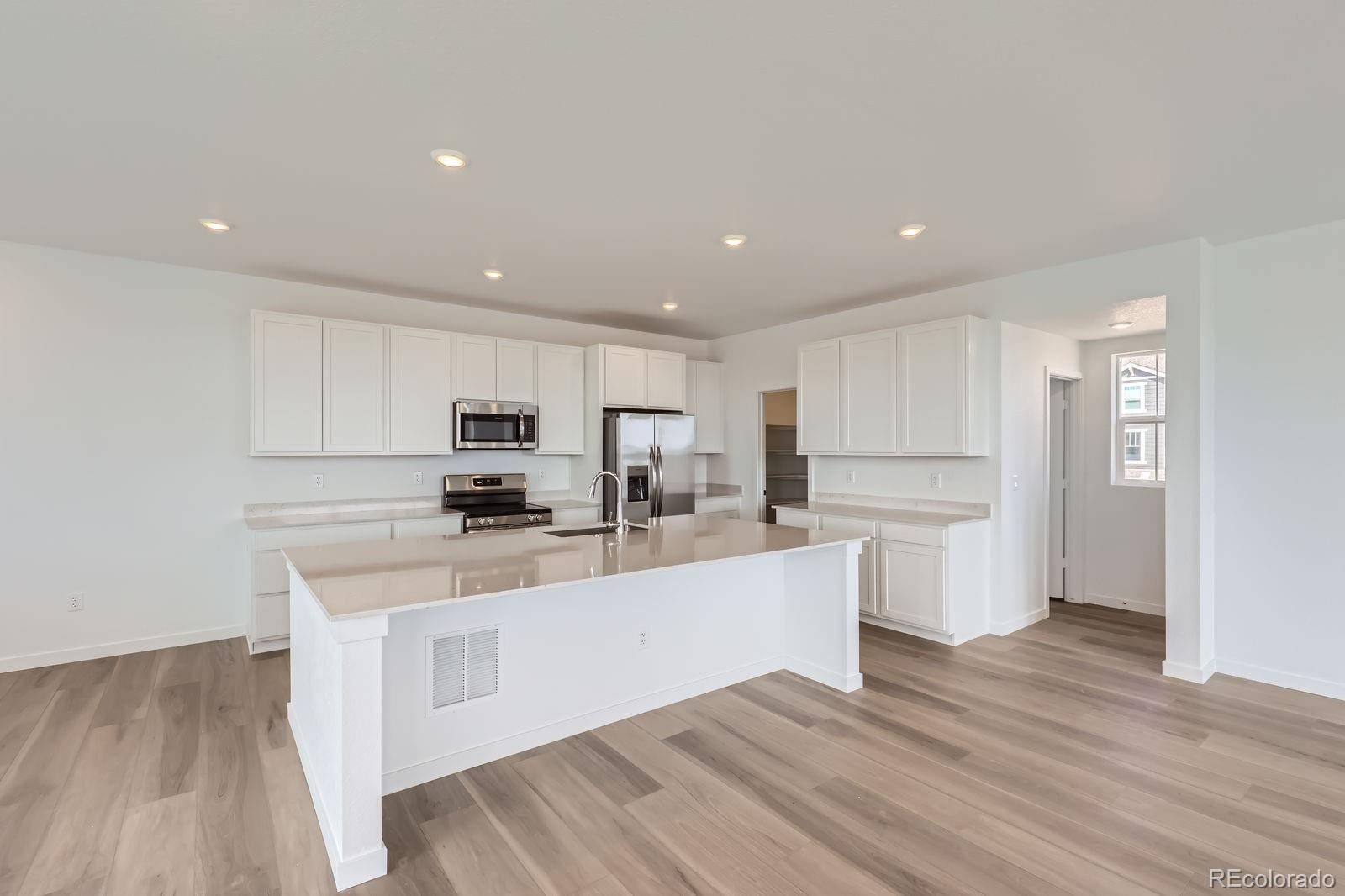Thornton, CO 80602,6716 E 149th AVE