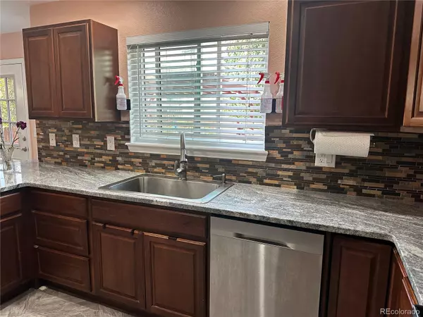 Aurora, CO 80013,18562 E Bates DR