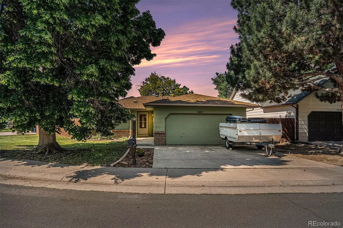 Aurora, CO 80011,1641 Biscay CIR