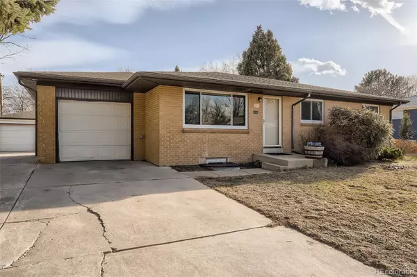 3378 W Saratoga AVE, Englewood, CO 80110