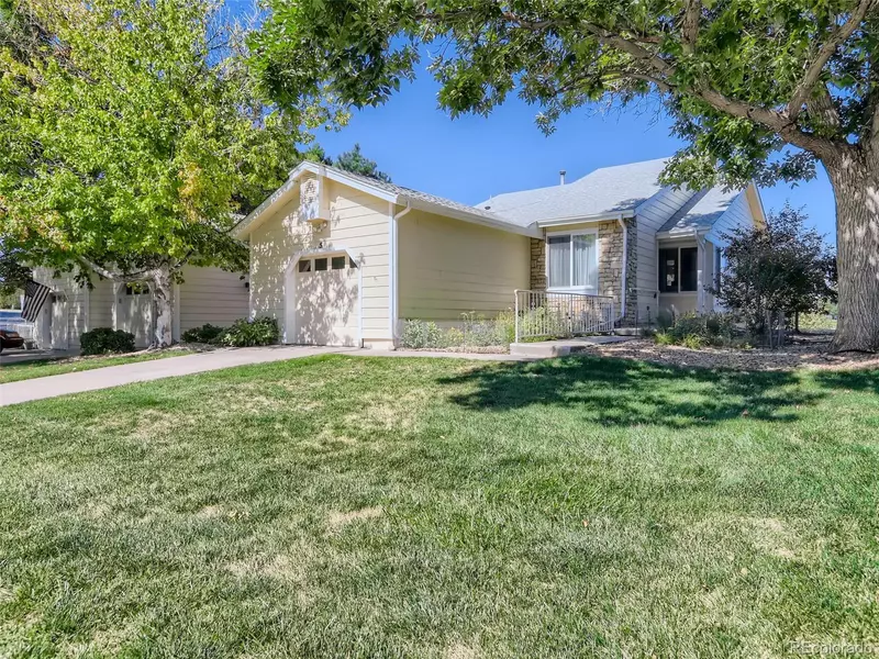 5 Stonehaven CT, Highlands Ranch, CO 80130