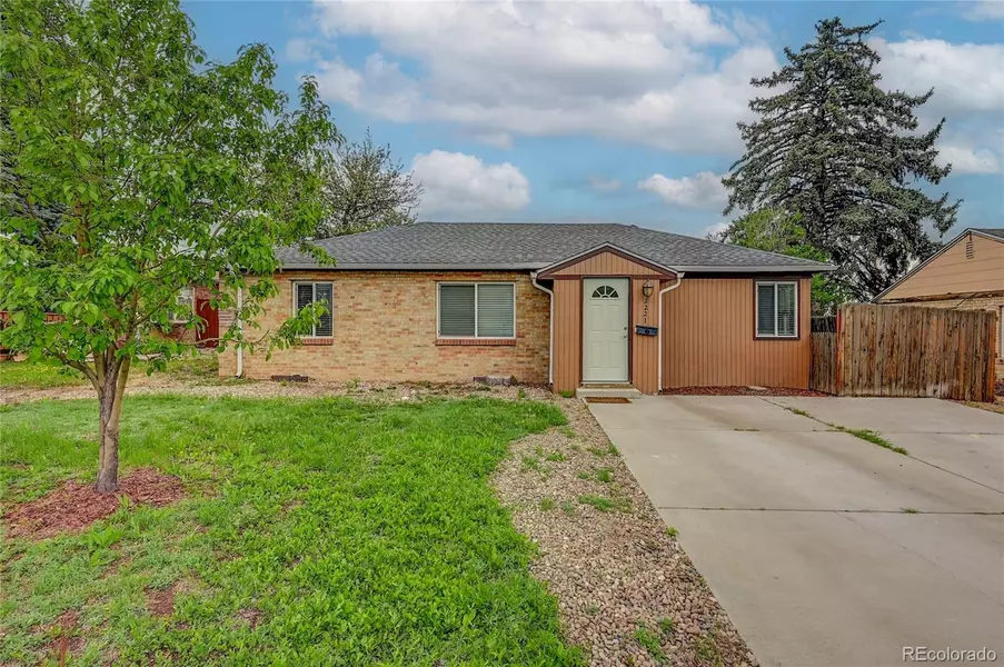 2221 W Custer PL, Denver, CO 80223