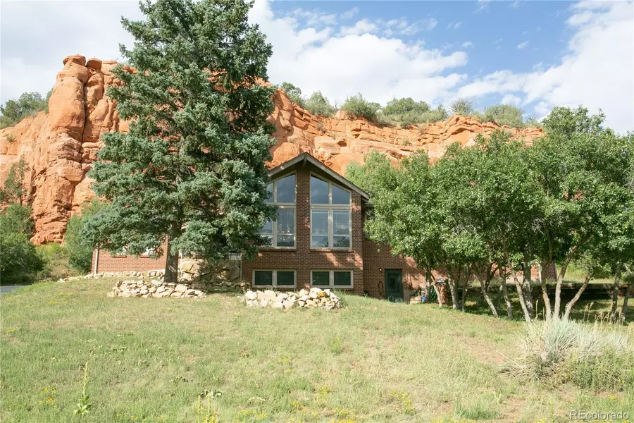 5055 Red Rock DR, Larkspur, CO 80118