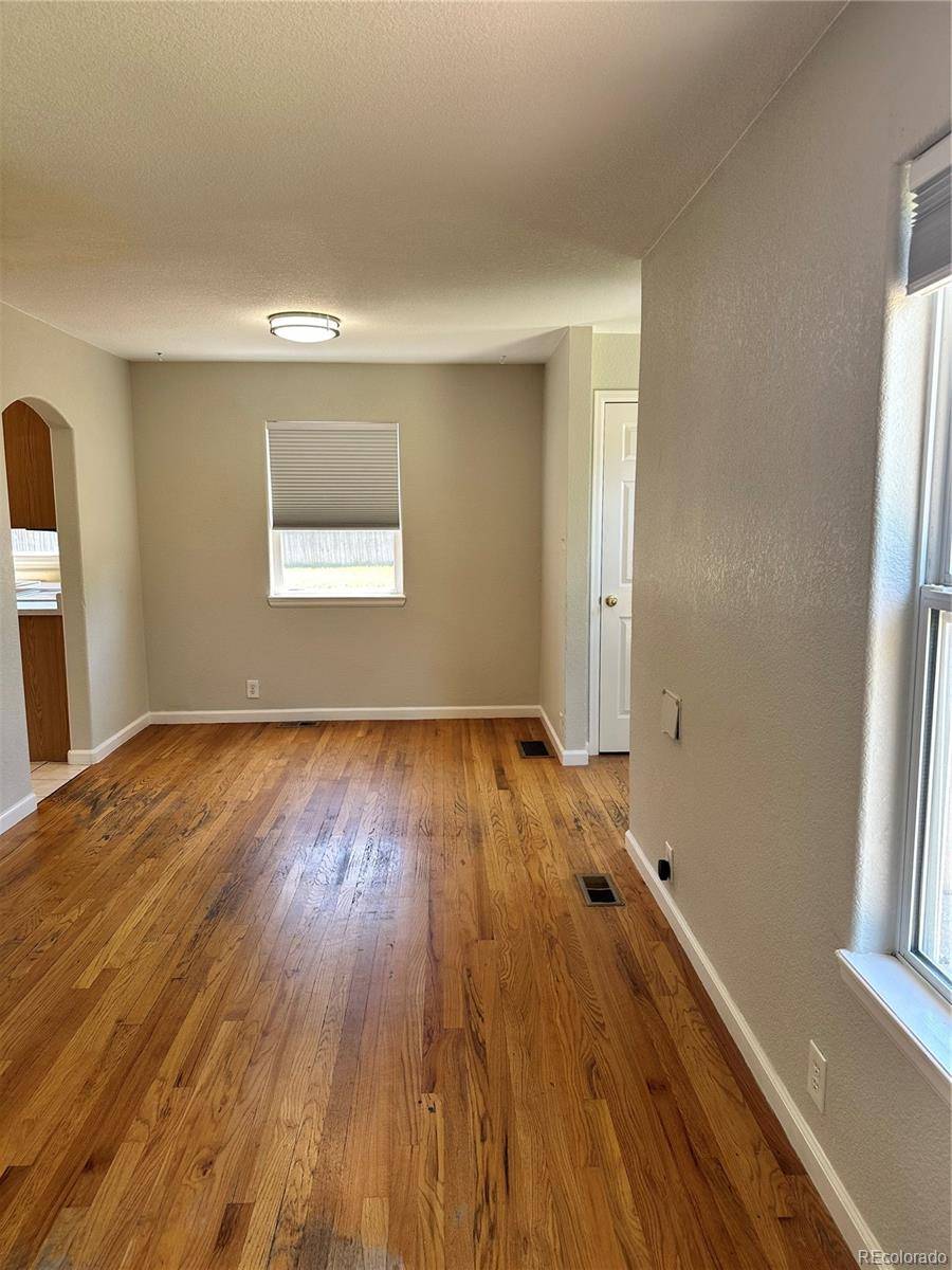 Denver, CO 80222,3390 S Elm ST